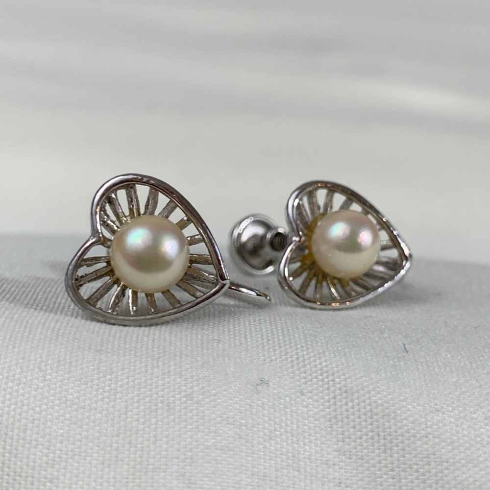 Vintage Heart  Culture Pearl Sterling KH Earrings